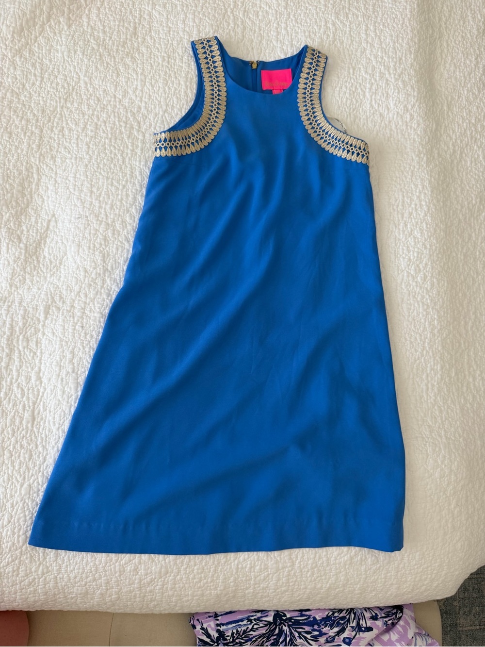 Lilly Pulitzer - Blue / Gold  
Amayah Soft Shift Dress